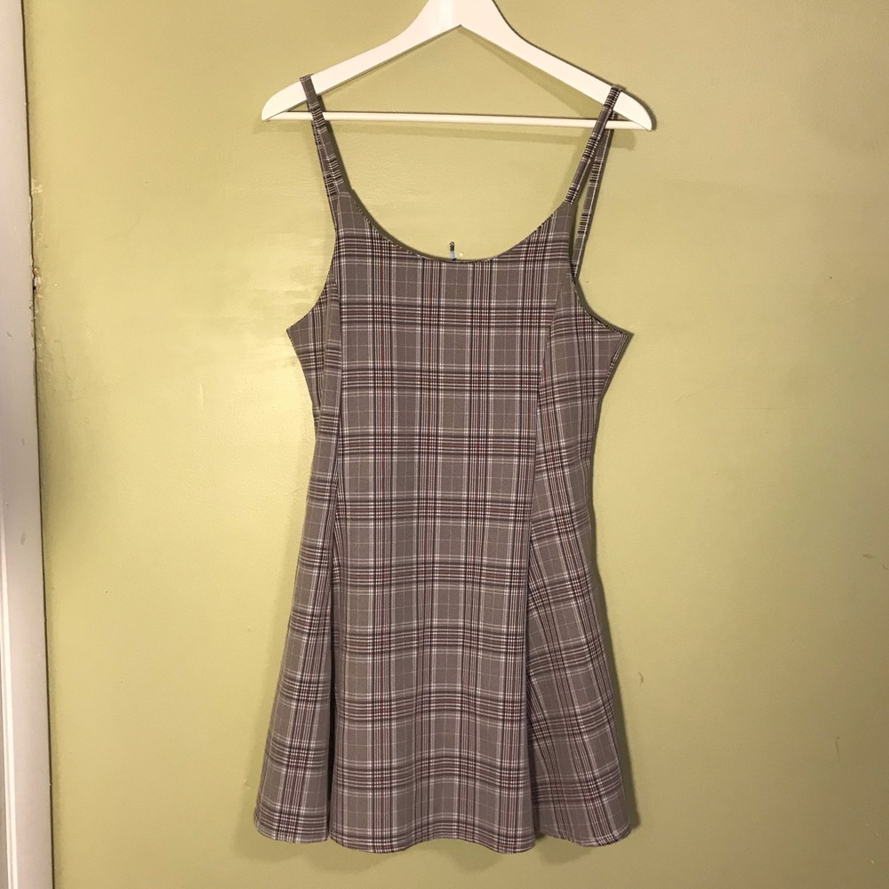 Sleeveless plaid dress